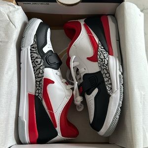 Brand new! Jordan Legacy 312 Low (PS)